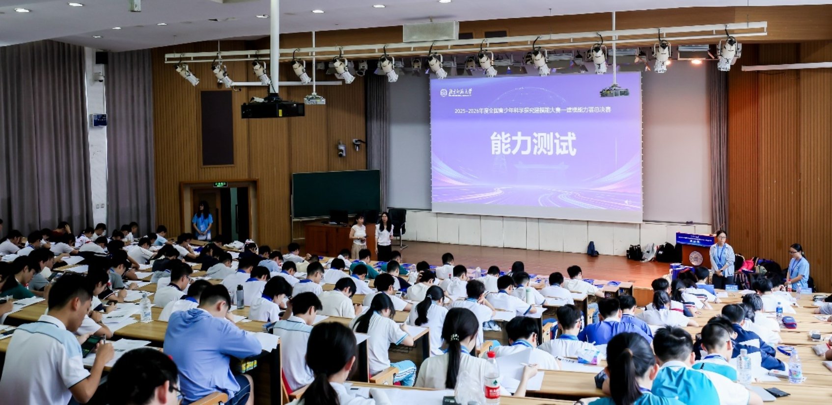 同类内容他指出